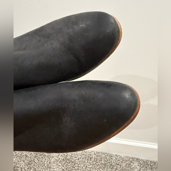 UGG Lovisa women's slip on black leather mule clogs, size 7 - Picture 8 of 13